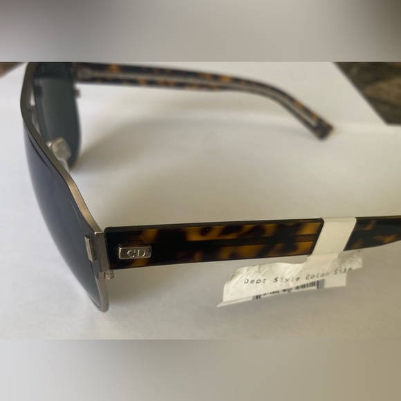 CD Sunglasses - Picture 6 of 8